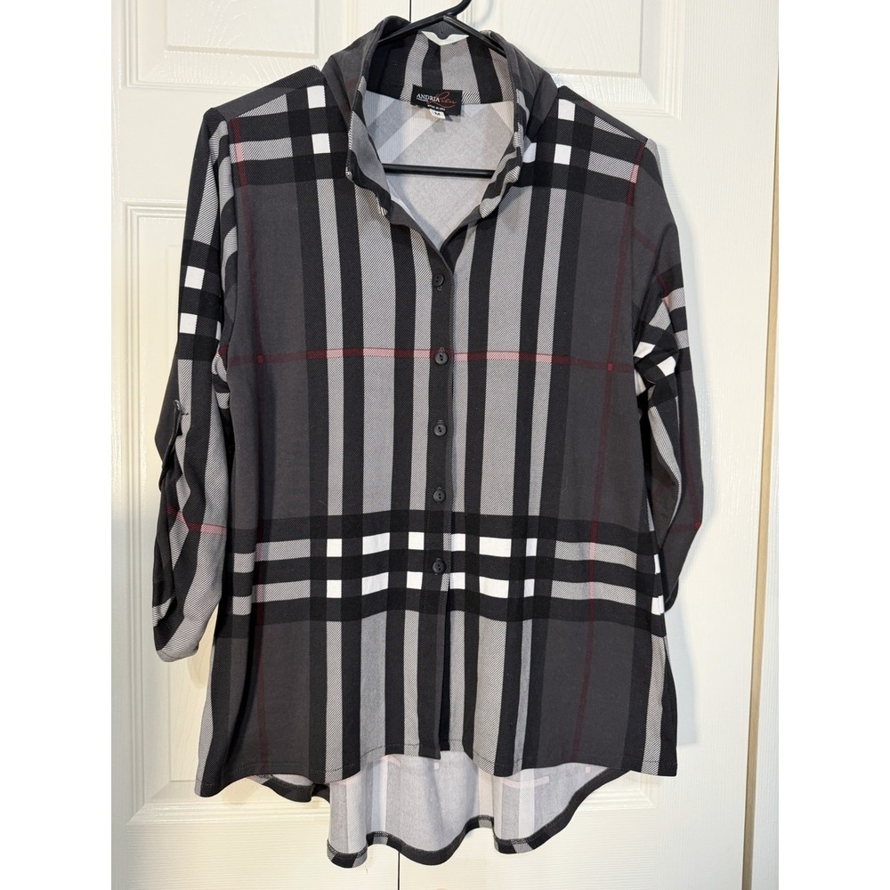 Andria Lieu Collection Top/ Jacket Black/ Red Size Medium